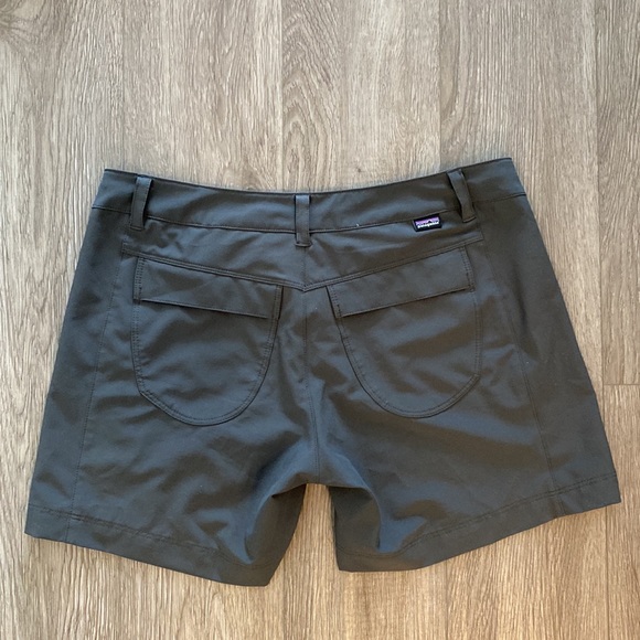 Patagonia Shorts Size 6 - Picture 4 of 4